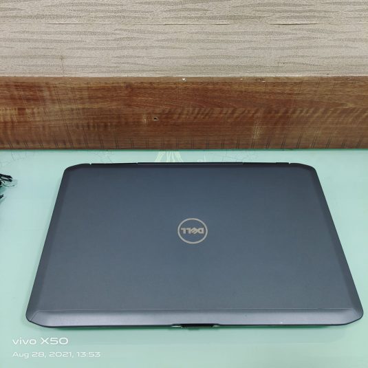 Used Laptop Dell Latitude E5530 (Renewed)